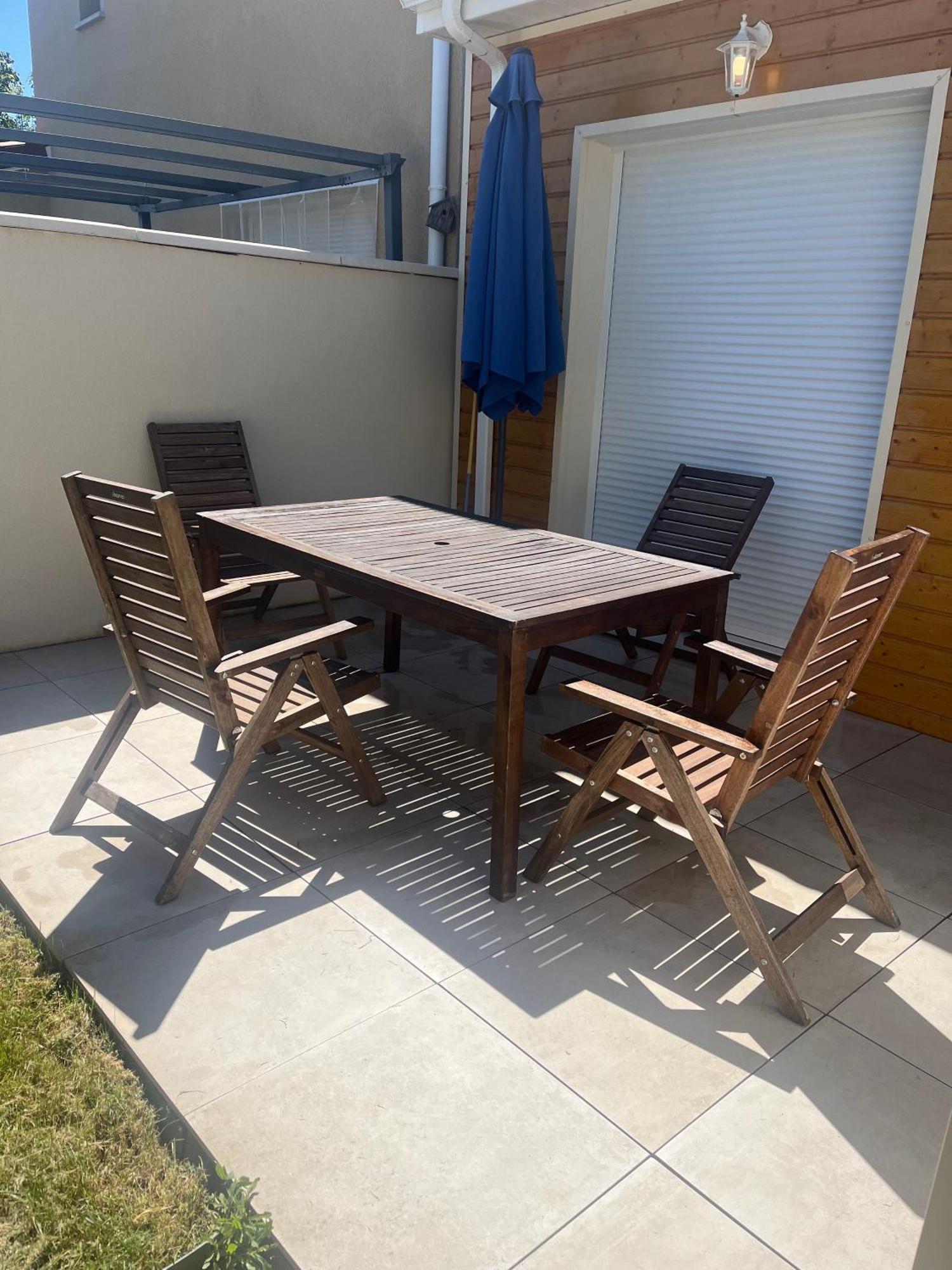 Villa Bleu Marine Chic Calme Et Jardin Andrezieux-Boutheon Εξωτερικό φωτογραφία